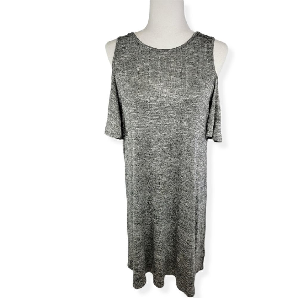 a.n.a Cold Shoulder A- line dress Gray  Size XL NWT
